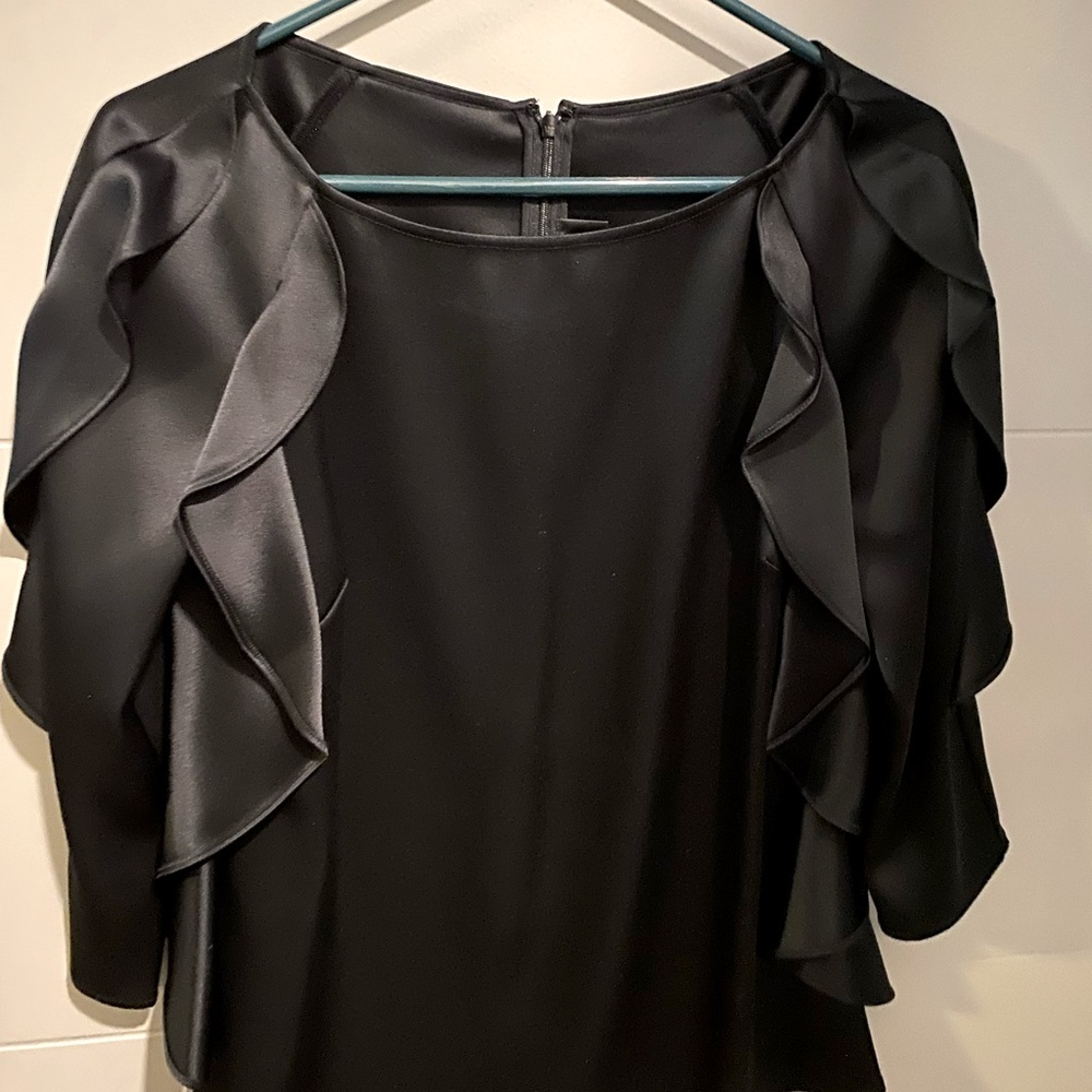 Beautiful like new St. John Black Satin Evening Blouse. Size 6